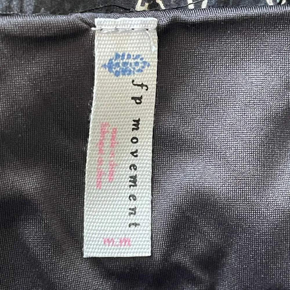 Free People Movement The Way Home Black Floral Shorts‎ Size M - Picture 6 of 8